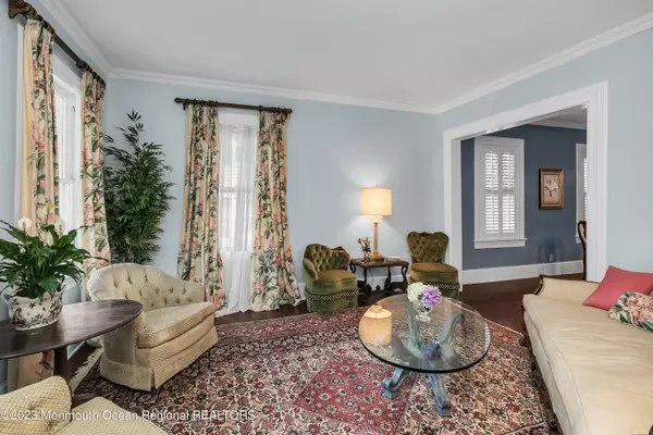 Fair Haven, NJ 07704,21 Poplar Avenue