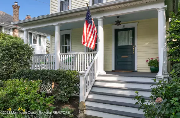 Fair Haven, NJ 07704,21 Poplar Avenue