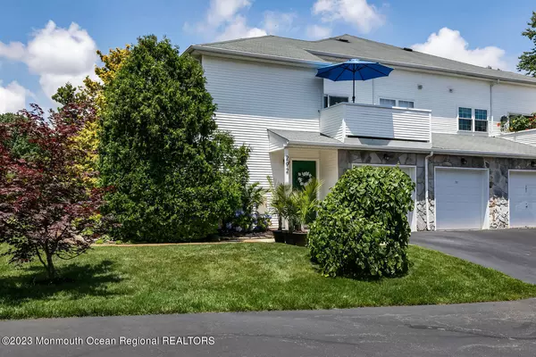 Wall, NJ 07719,292 Club Drive