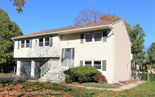 Matawan, NJ 07747,16 Poet Drive