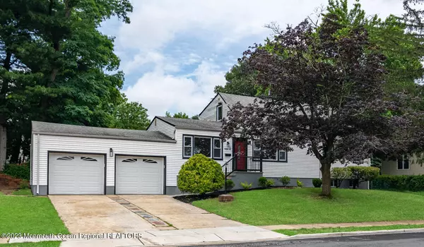 15 Virginia Avenue, Hazlet, NJ 07730