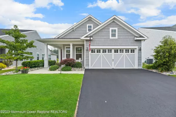 50 Mallard Court, Howell, NJ 07728