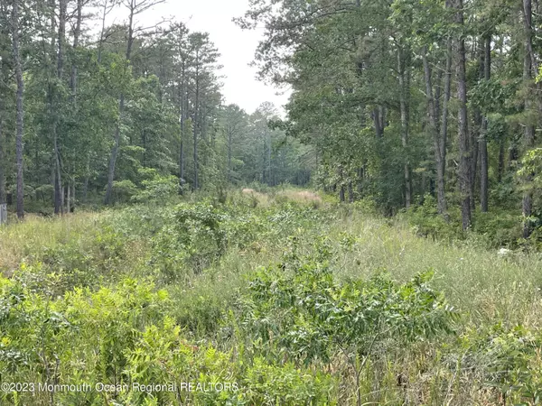 Egg Harbor Twp, NJ 08234,0 Buttonwood Road