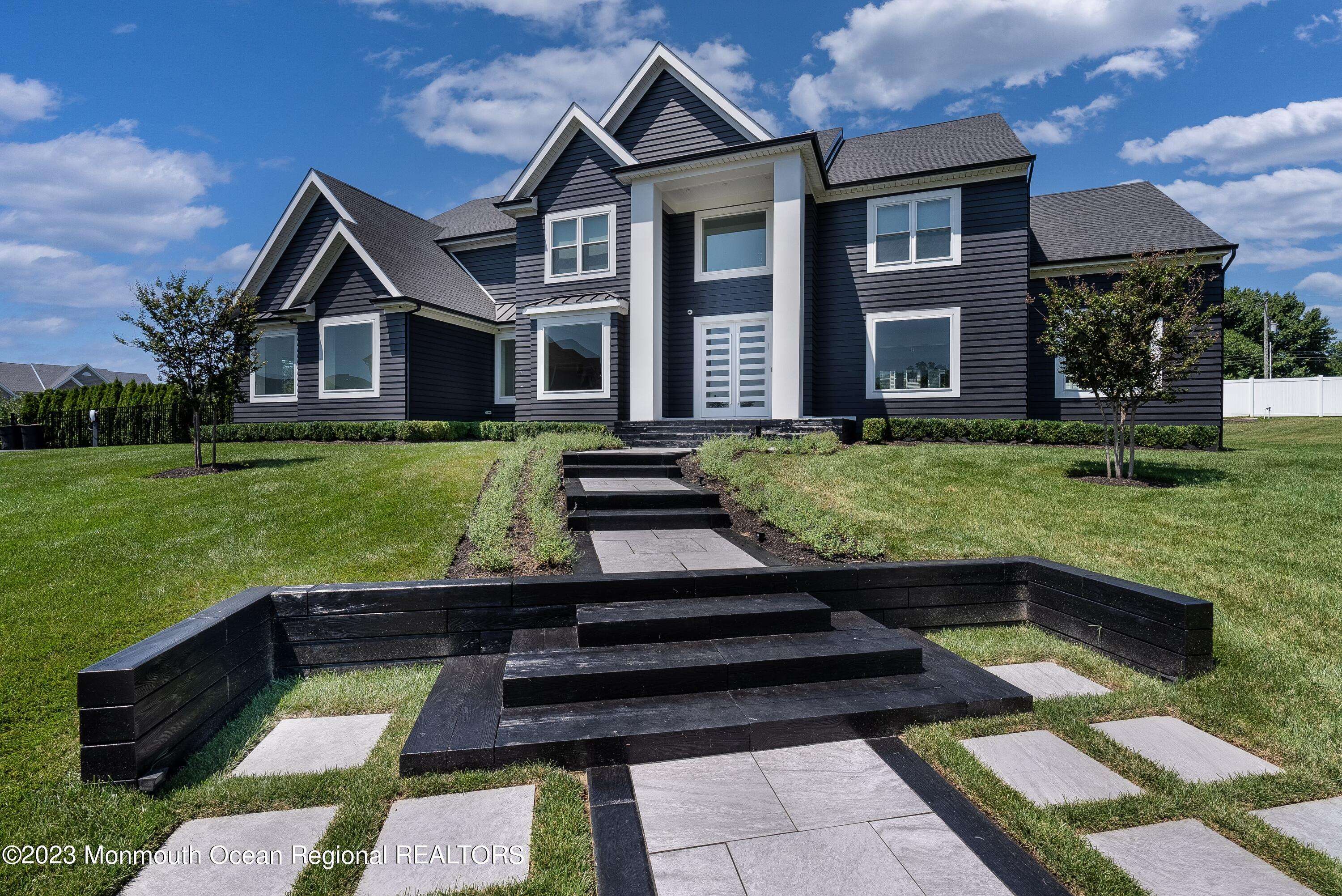 10 Friendship Lane, West Long Branch, NJ 07764