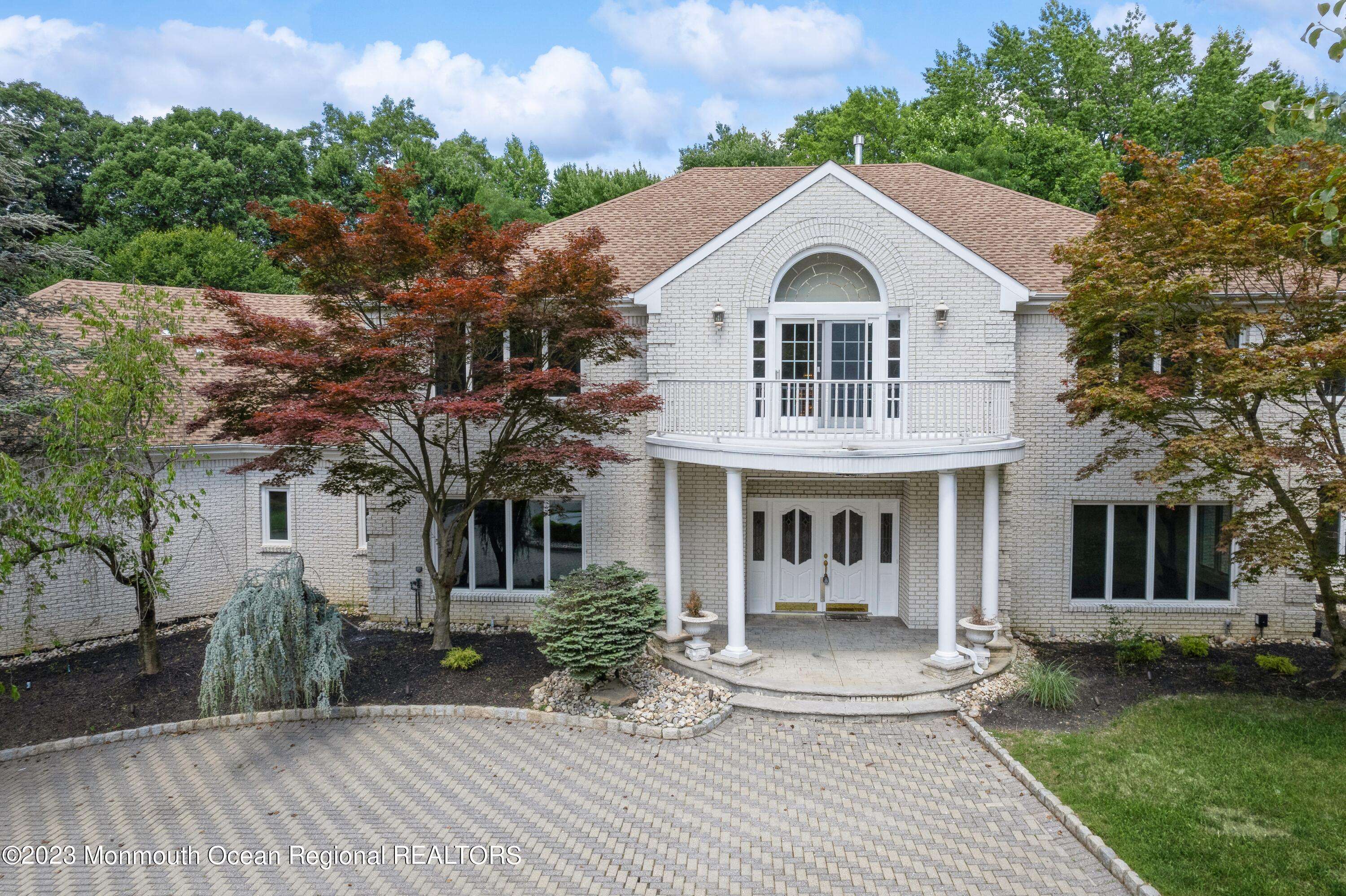 Holmdel, NJ 07733,6 Richards Way