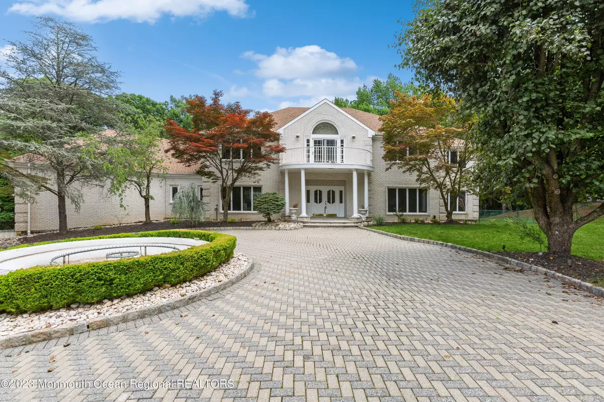 Holmdel, NJ 07733,6 Richards Way