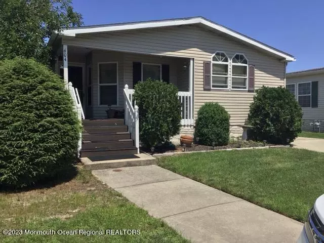 Whiting, NJ 08759,604 Walden Way