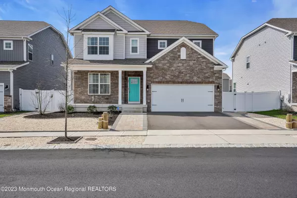Manahawkin, NJ 08050,99 Bradshaw Drive