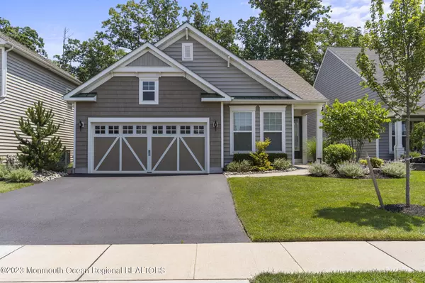 21 Moonlight Way, Howell, NJ 07731