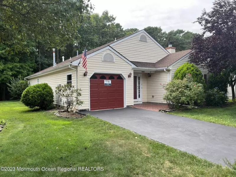 17 Brant Drive, Brick, NJ 08724