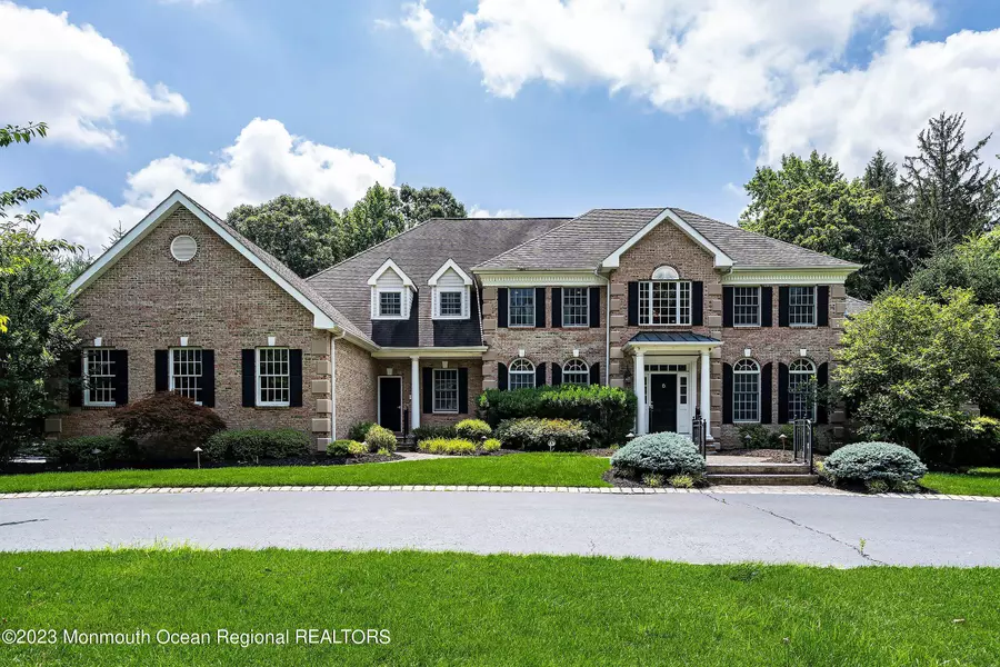 17 Raintree Court, Holmdel, NJ 07733