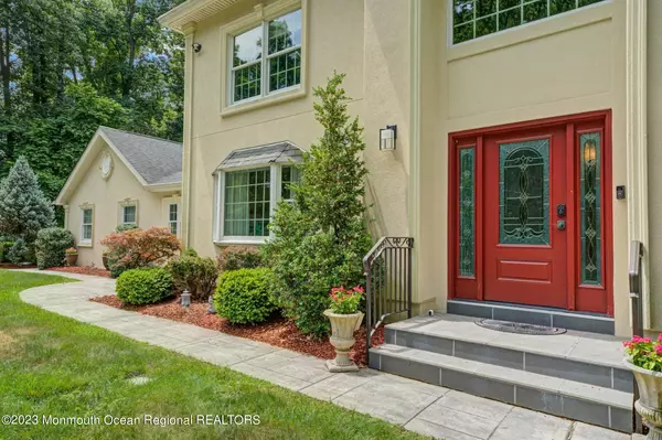 Holmdel, NJ 07733,11 Overlook Drive