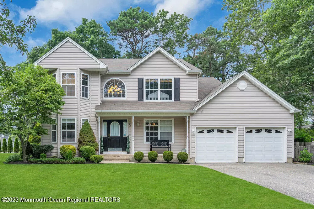 Manahawkin, NJ 08050,192 Bowsprit Road
