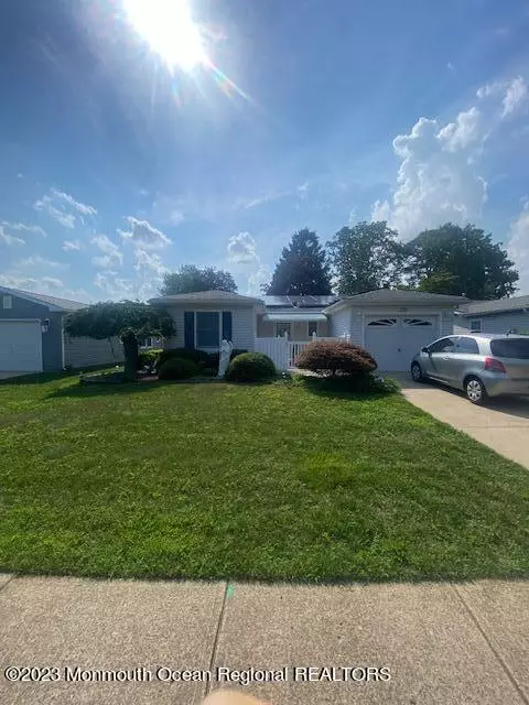 Brick, NJ 08723,172 Courtshire Drive