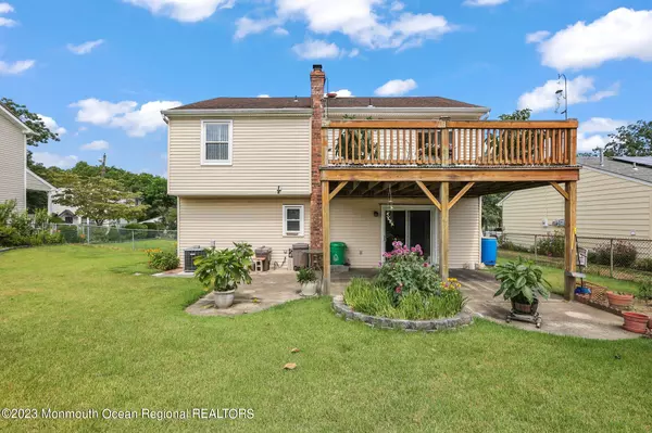 Keyport, NJ 07735,837 Ridge Road