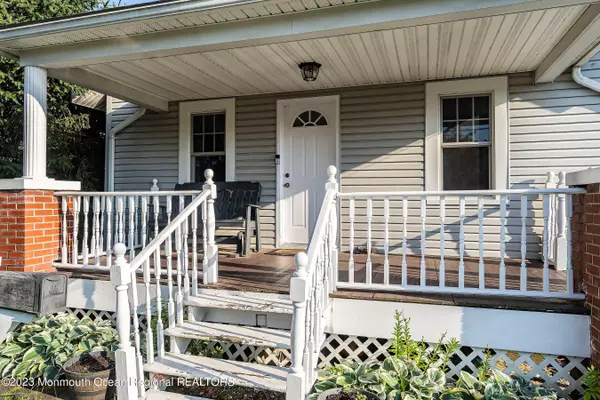 Lakehurst, NJ 08733,516 Cedar Street