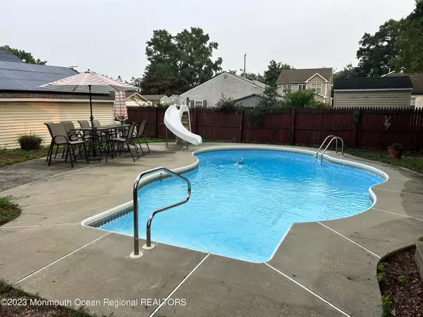 North Middletown, NJ 07748,24 Dalby Place