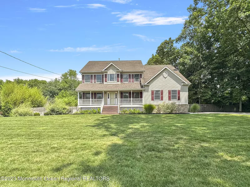 1228 W Farms Road, Howell, NJ 07731