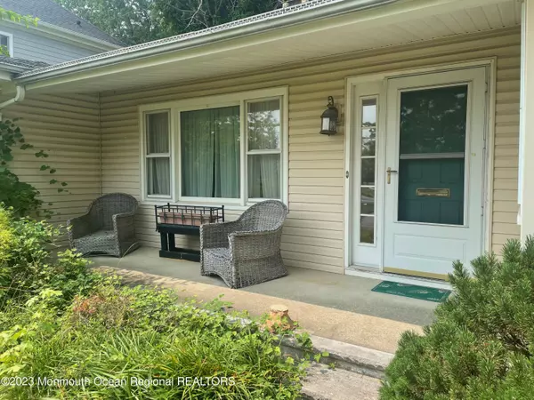 Fair Haven, NJ 07704,120 Ridge Road