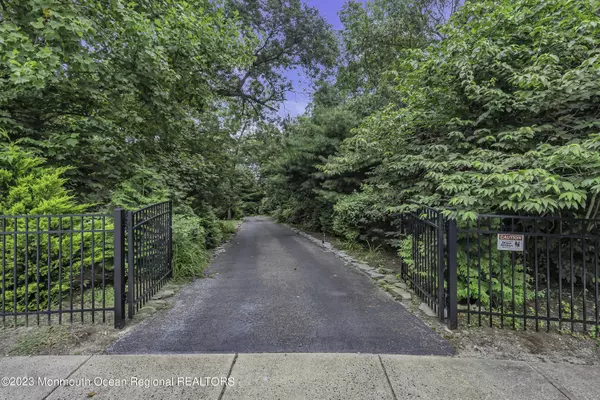 Lanoka Harbor, NJ 08734,20 Jacqueline Court