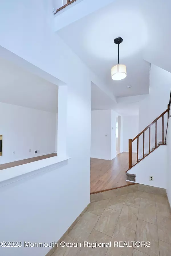 Dayton, NJ 08810,12 Jason Street