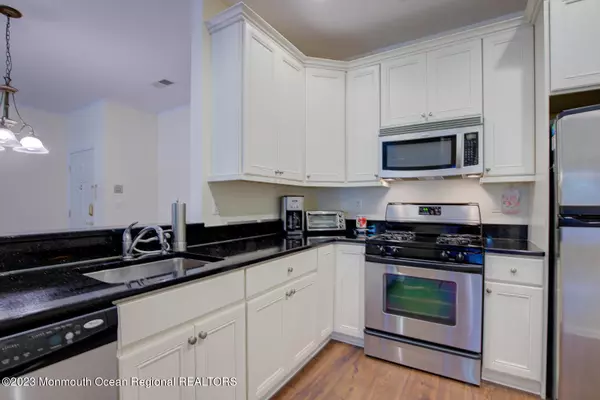 436 Sophee Lane, Lakewood, NJ 08701