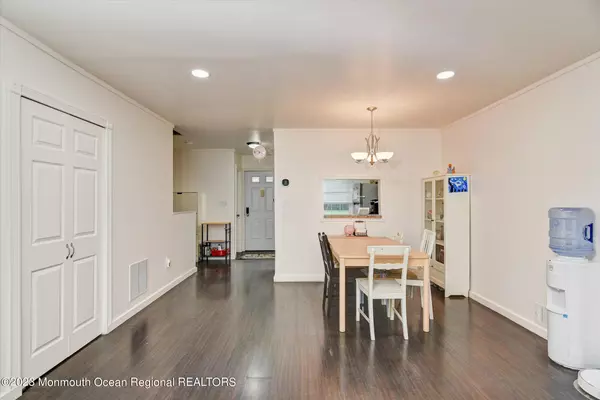 East Brunswick, NJ 08816,231 Palombi Court #231