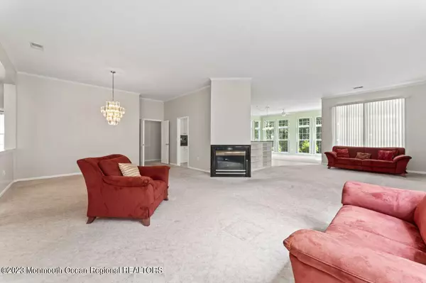 Lakewood, NJ 08701,79 Golden Seasons Drive