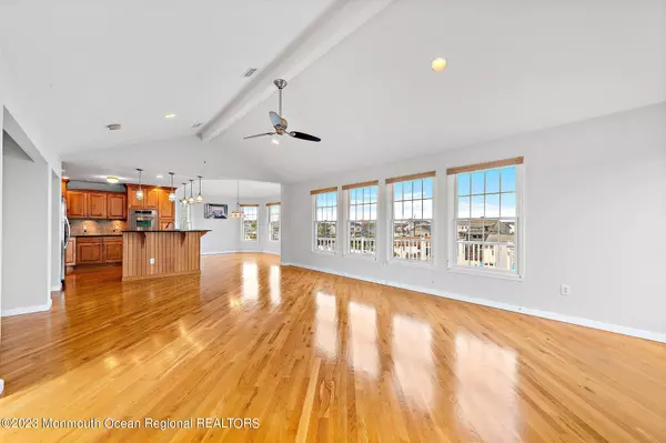 Beach Haven West, NJ 08050,28 Mark Drive