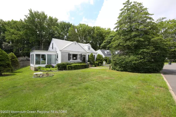 Little Silver, NJ 07739,65 Little Silver Parkway