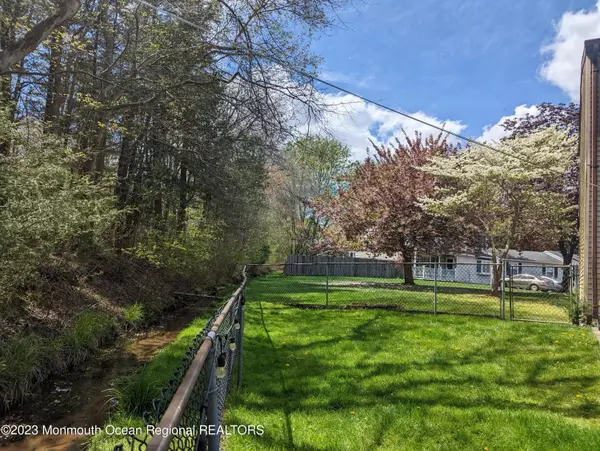 Lanoka Harbor, NJ 08734,504 Knollwood Court