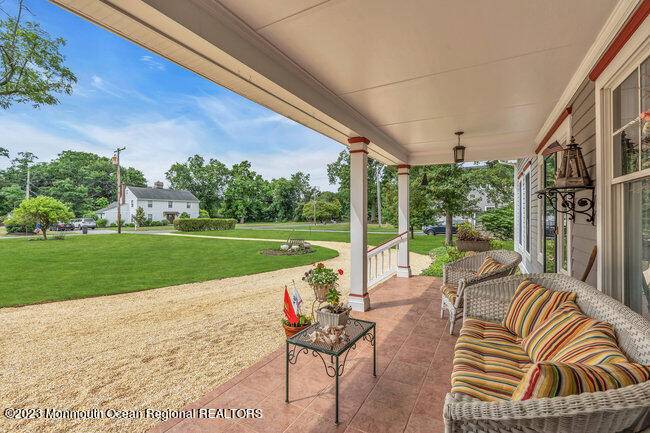 Oceanport, NJ 07757,89 Horseneck Point Road