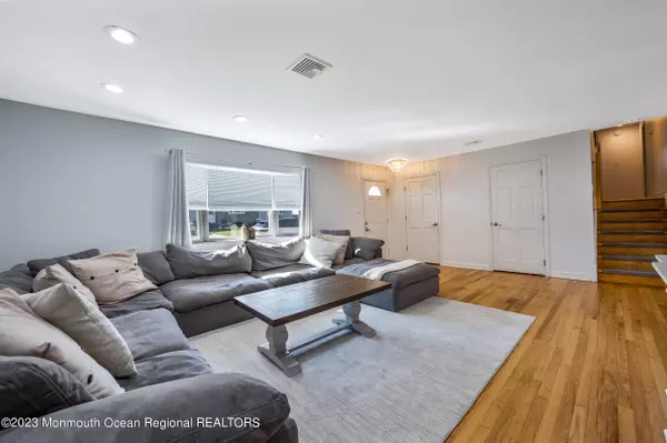 347 Forrest Avenue, Matawan, NJ 07747