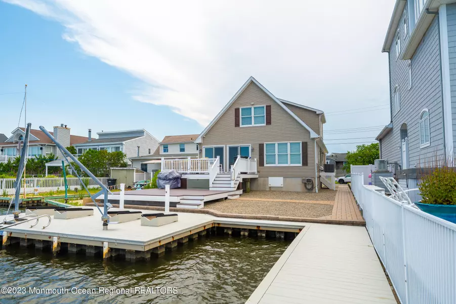 3262 Windsor Avenue, Toms River, NJ 08753