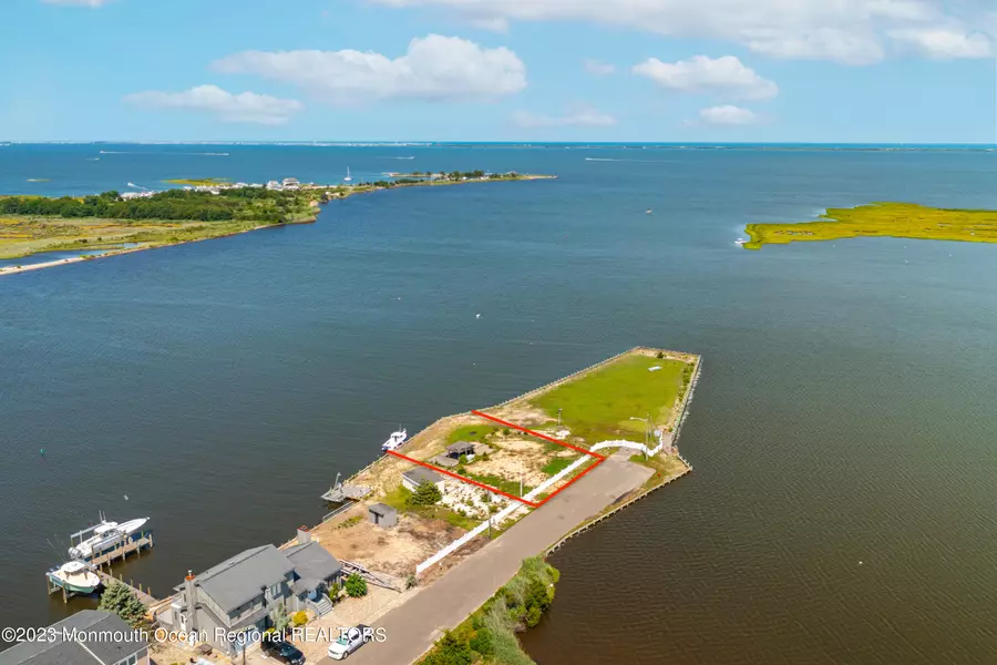 938 Meadow Lark Drive, Lanoka Harbor, NJ 08734