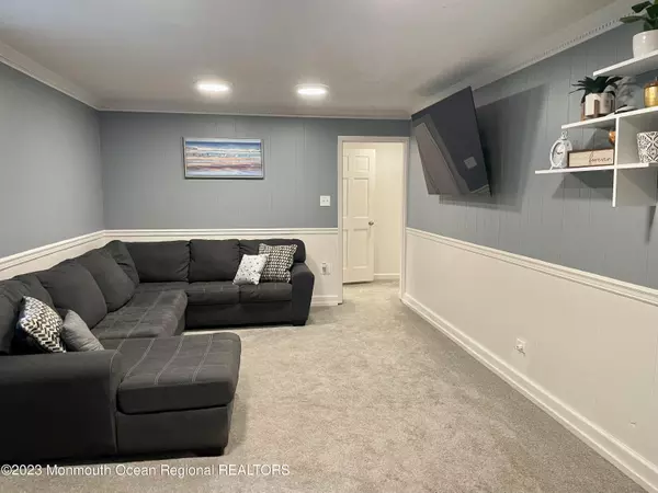 Roosevelt, NJ 08555,36 Tamara Drive