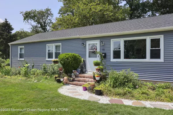 Hazlet, NJ 07730,11 Bedle Road