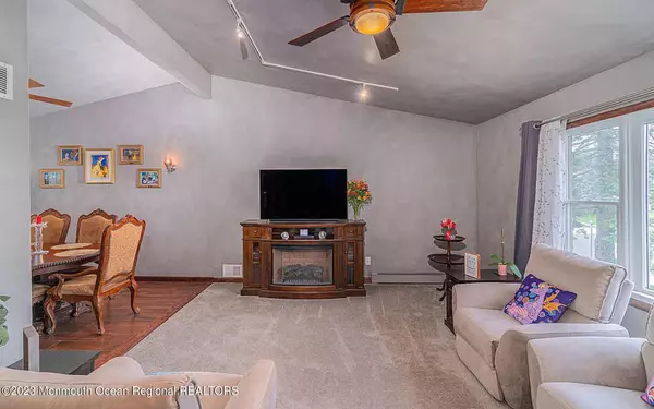 Old Bridge, NJ 08857,1 Edward Avenue