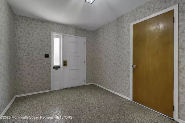 Fair Haven, NJ 07704,121 Harrison Avenue