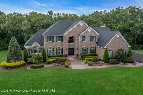 6 Delaney Court,  Manalapan,  NJ 07726