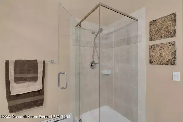 Manalapan, NJ 07726,65 Sandpiper Drive