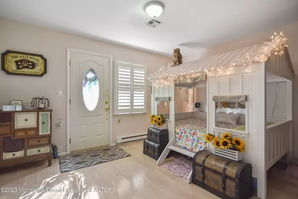 Lakewood, NJ 08701,652 Plymouth Drive