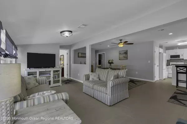 Stafford, NJ 08050,59 Lawrence Drive