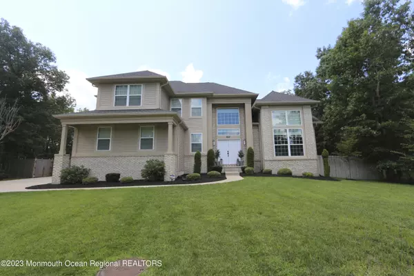 16 Danielle Court, Hamilton, NJ 08330