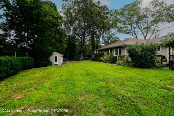 Toms River, NJ 08753,892 Briar Avenue