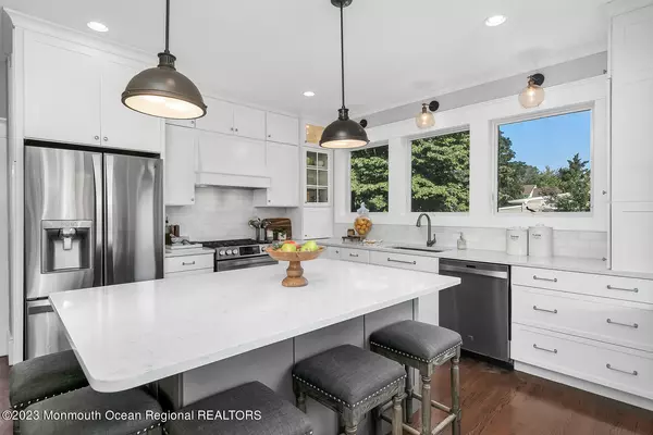 Fair Haven, NJ 07704,248 Fair Haven Road