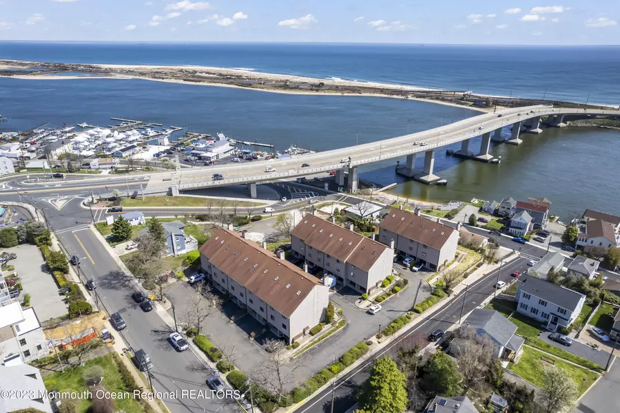 30 Portland Road #Bldg A Unit 6, Highlands, NJ 07732