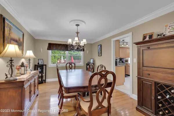Howell, NJ 07731,22 Davids Lane