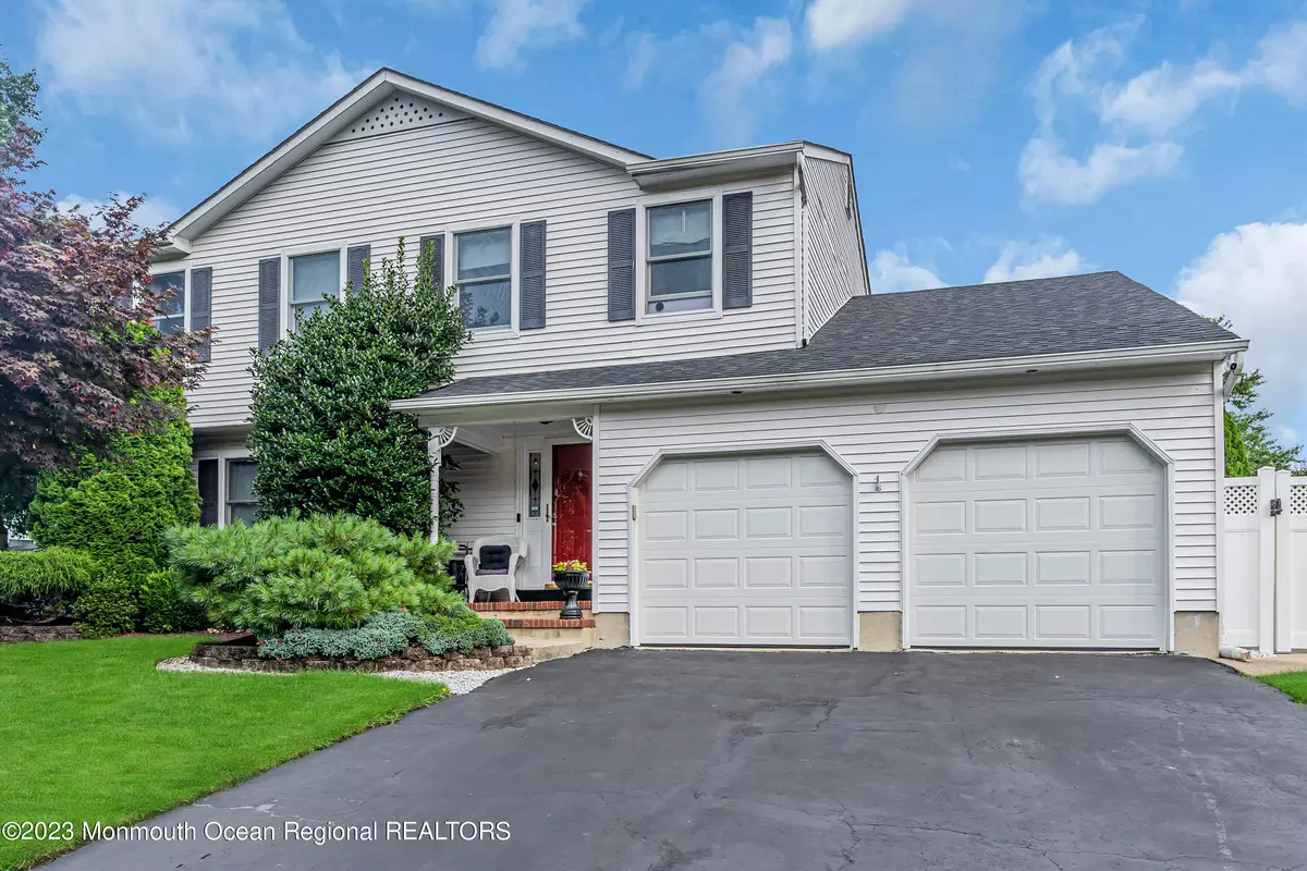 Howell, NJ 07731,22 Davids Lane
