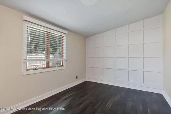 1 Hilltop Place Hazlet, NJ 07730